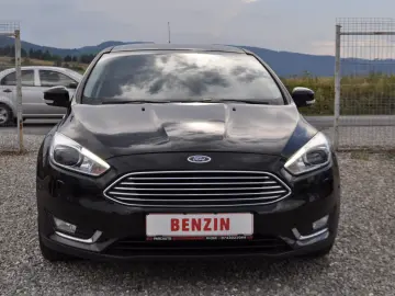 Ford Focus Titanium 1.0i -benzin (2015)