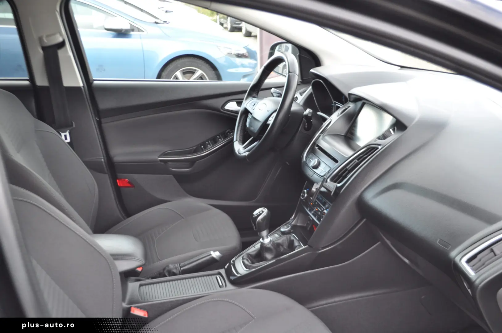 Ford Focus Titanium 1.0i -benzin (2015)