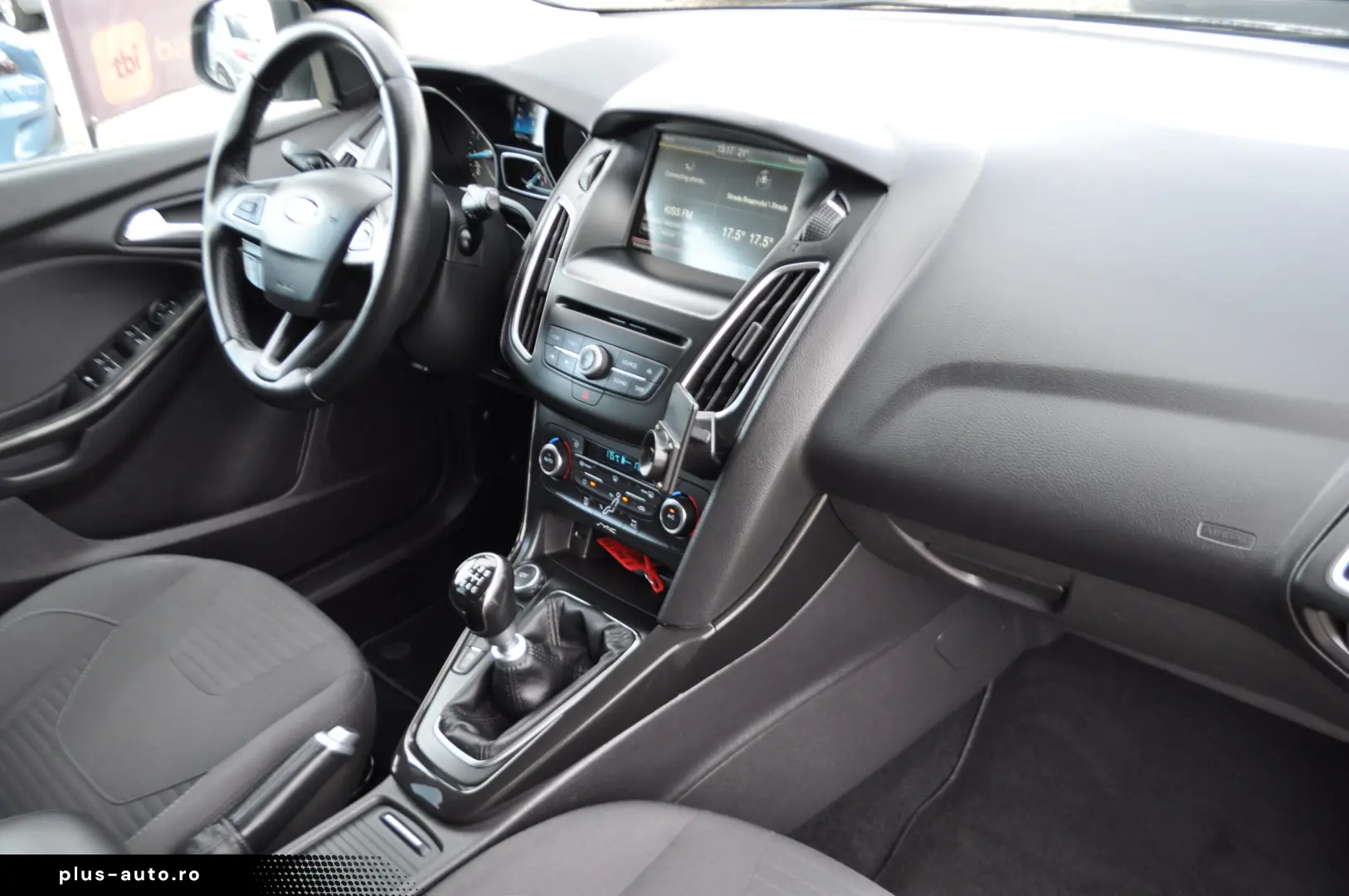 Ford Focus Titanium 1.0i -benzin (2015)