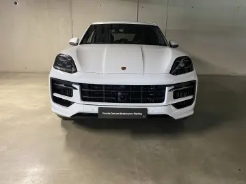 PORSCHE Cayenne E-Hybrid   Luftfederung   BOSE   22-Zoll