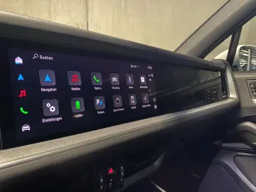 PORSCHE Cayenne E-Hybrid   Luftfederung   BOSE   22-Zoll