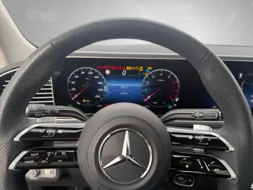 MERCEDES-BENZ GLE 450 4M AMG Pano AHK 21 Zoll Airmat…