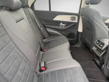 MERCEDES-BENZ GLE 450 4M AMG Pano AHK 21 Zoll Airmat…