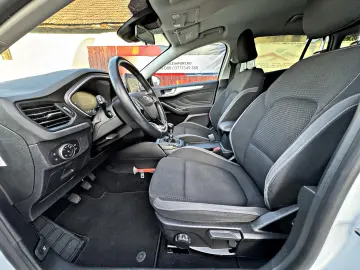 FORD Focus EcoBlue Cool&Connect