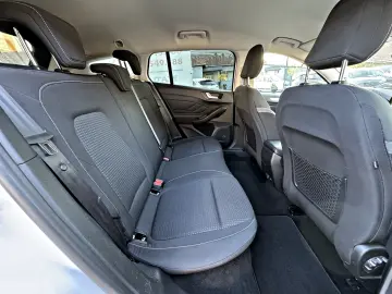 FORD Focus EcoBlue Cool&Connect