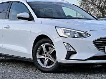 FORD Focus EcoBlue Cool&Connect