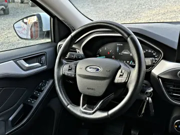FORD Focus EcoBlue Cool&Connect