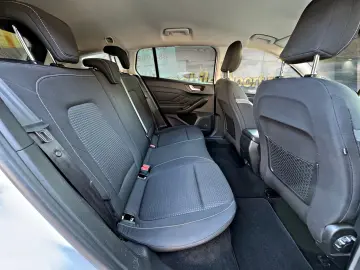 FORD Focus EcoBlue Cool&Connect
