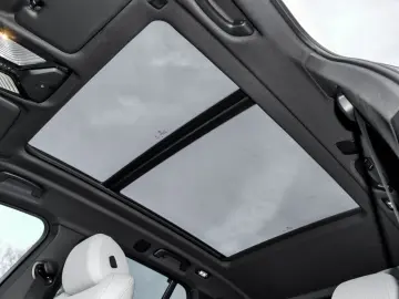 BMW X5 xDrive50e M SPORT H K HuD AHK DA 360  PANO