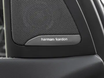 BMW X5 xDrive50e M SPORT H K HuD AHK DA 360  PANO