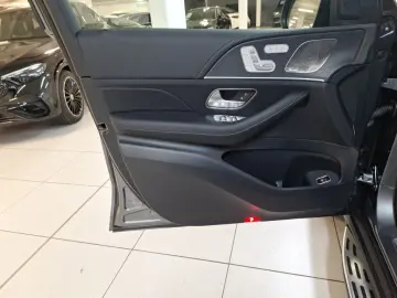 MERCEDES-BENZ GLE 450 4M AMG Pano AHK Night Burmester Memory