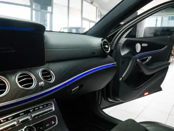 MERCEDES-BENZ E 300 AMG LINE  BURMESTER TRAPA