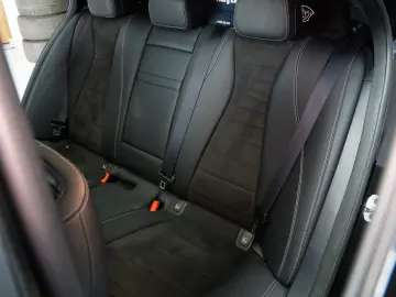 MERCEDES-BENZ E 300 AMG LINE  BURMESTER TRAPA