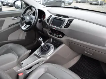 Kia Sportage 2.0D 4X4 (2011)