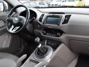 Kia Sportage 2.0D 4X4 (2011)