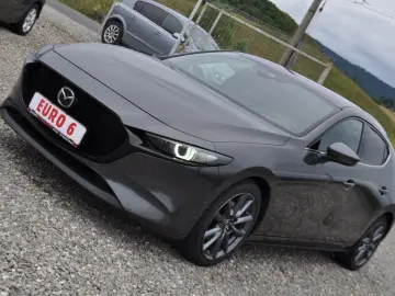 Mazda 3 Skyactiv 1.8D (2021)