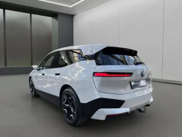 BMW iX M60 ELEKTRO LASER NAVI HUD PANO 360  22  AHK