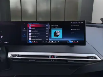 BMW iX M60 ELEKTRO LASER NAVI HUD PANO 360  22  AHK