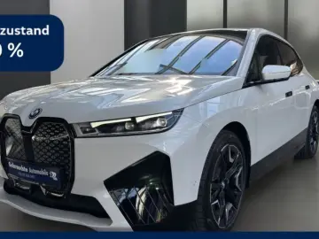 BMW iX M60 ELEKTRO LASER NAVI HUD PANO 360  22  AHK