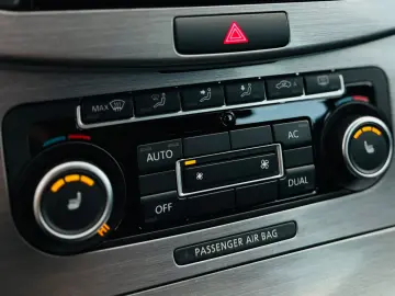 VOLKSWAGEN PASSAT B7   FAB 03.2011  2.0 DIESEL 140CP