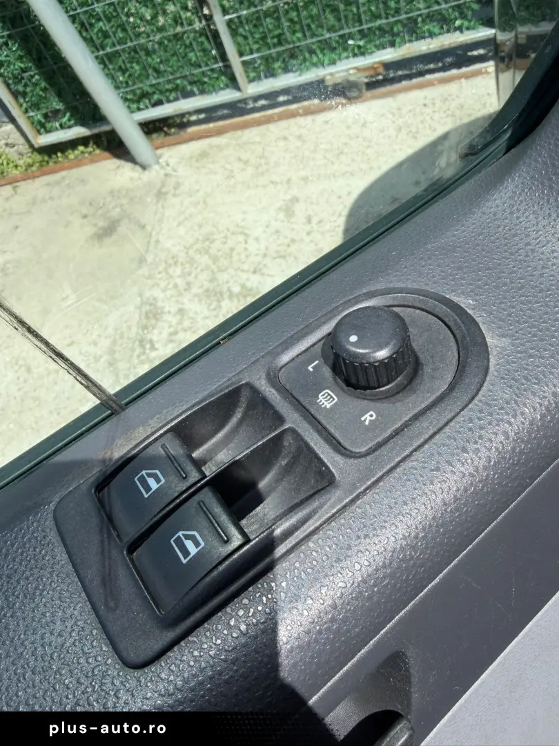 Vw Transporter 8 1 2.5 diesel 130 CP Euro 4