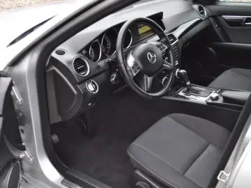 Mercedes C200 2.2D AUTOMATA (2012)
