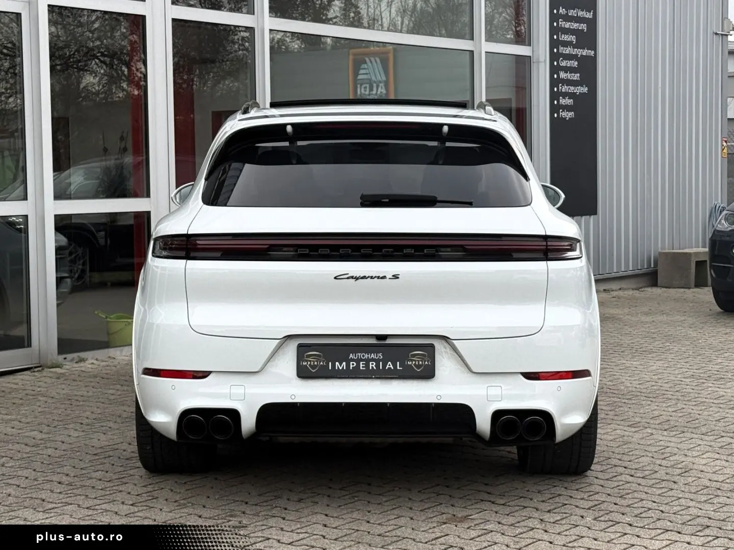 PORSCHE Cayenne S PANO STNDH LUFTF HUD 360 ACC MATRIX 21