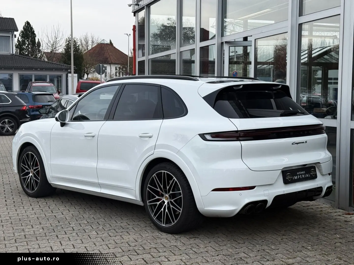 PORSCHE Cayenne S PANO STNDH LUFTF HUD 360 ACC MATRIX 21