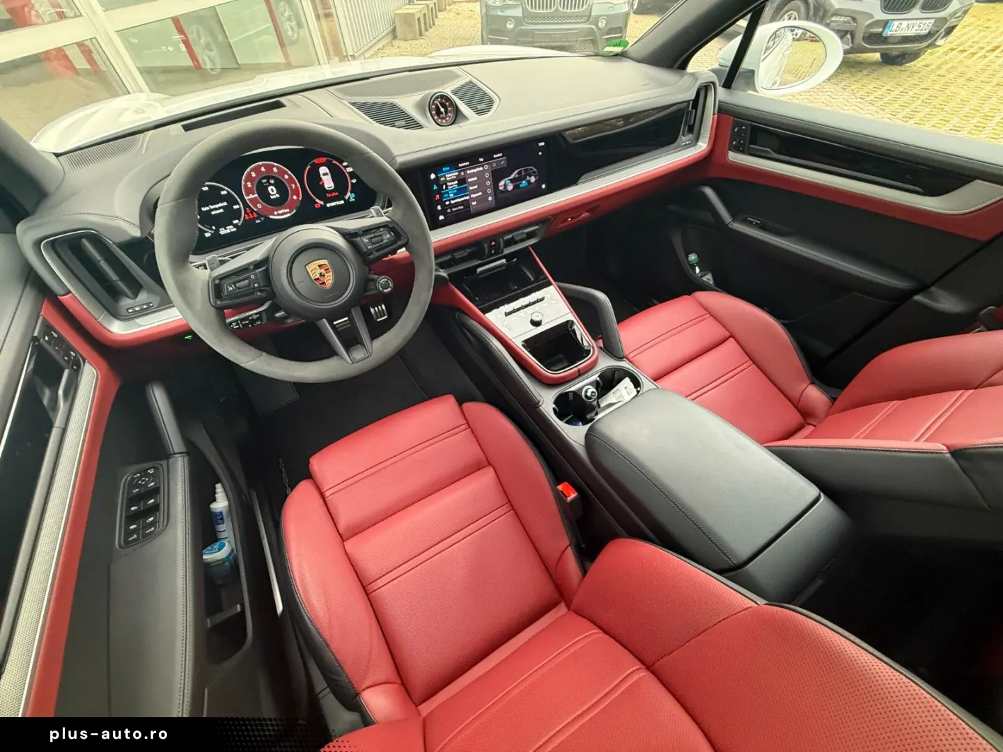 PORSCHE Cayenne S PANO STNDH LUFTF HUD 360 ACC MATRIX 21