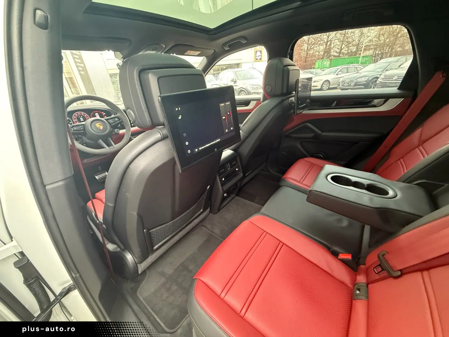 PORSCHE Cayenne S PANO STNDH LUFTF HUD 360 ACC MATRIX 21