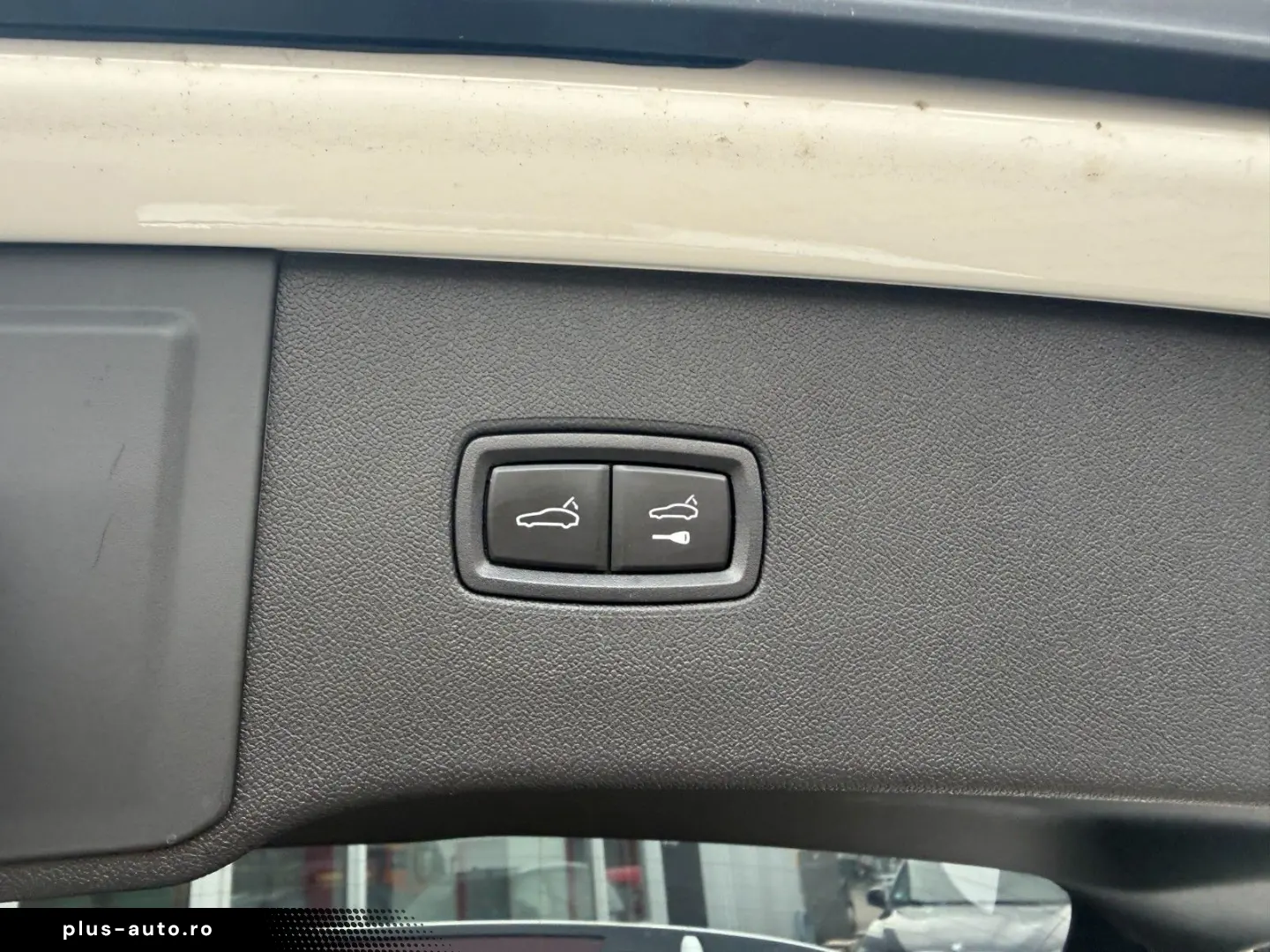 PORSCHE Cayenne S PANO STNDH LUFTF HUD 360 ACC MATRIX 21