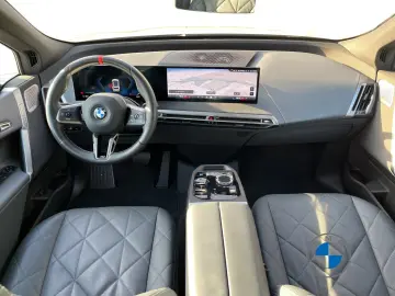 BMW iX M60 Pano