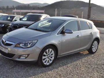 Opel Astra J 2.0 Cdti 160CP (2010)