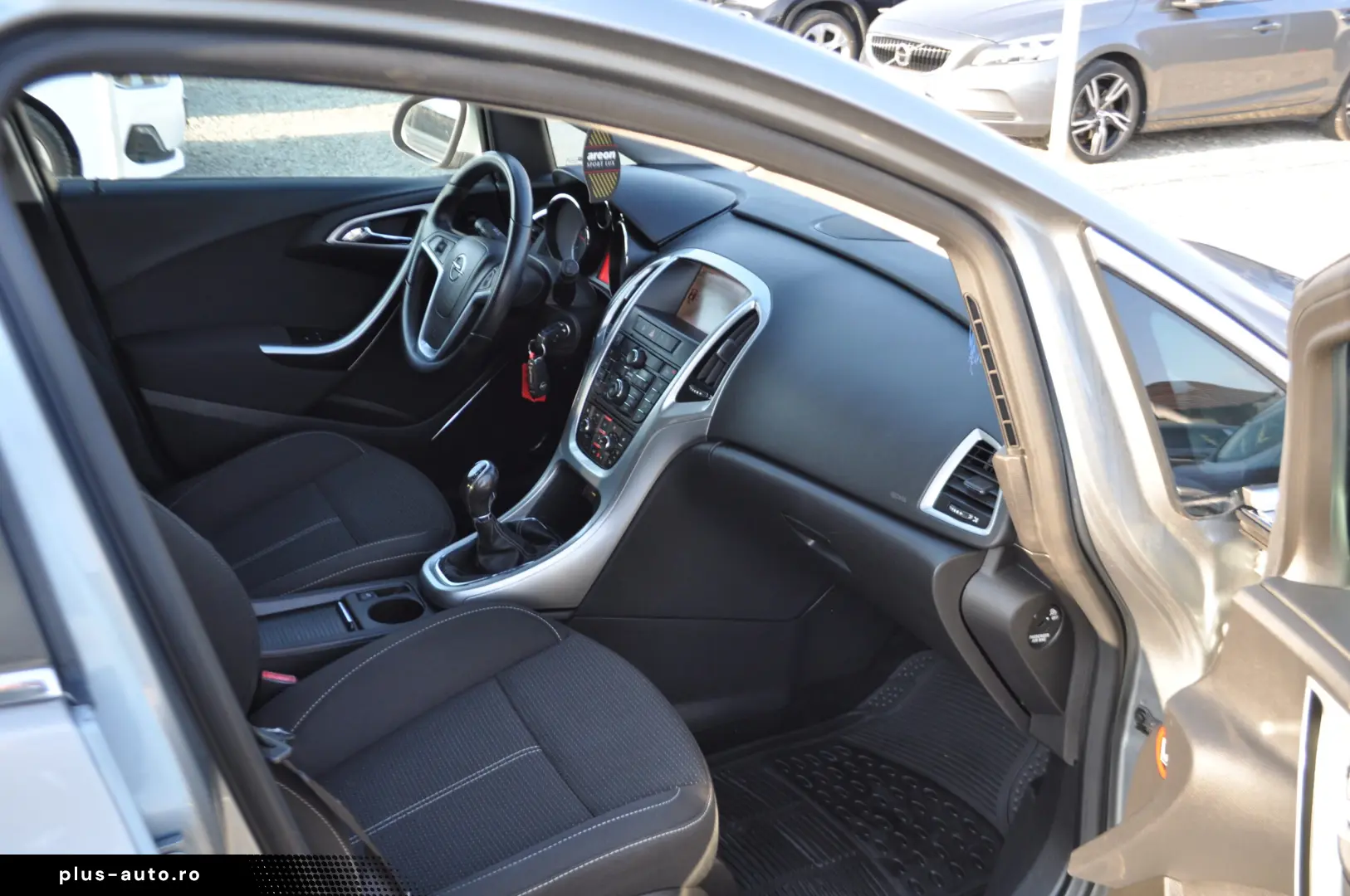 Opel Astra J 2.0 Cdti 160CP (2010)