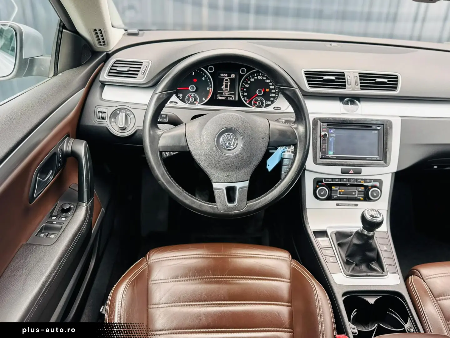 VOLKSWAGEN PASSAT CC   FAB 12.2011   2.0 DIESEL 140CP