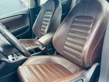 VOLKSWAGEN PASSAT CC   FAB 12.2011   2.0 DIESEL 140CP