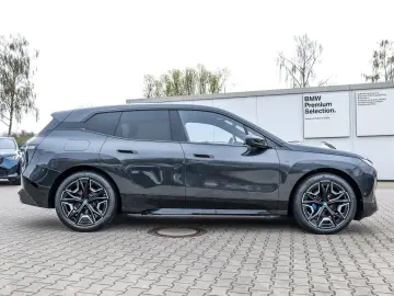 BMW iX M60 M Sport HUD PANO ACC AHK 360 KAM RFK LED