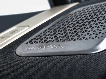 BMW iX M60 M Sport HUD PANO ACC AHK 360 KAM RFK LED