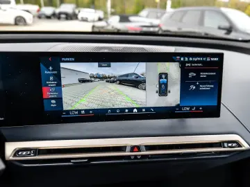 BMW iX M60 M Sport HUD PANO ACC AHK 360 KAM RFK LED