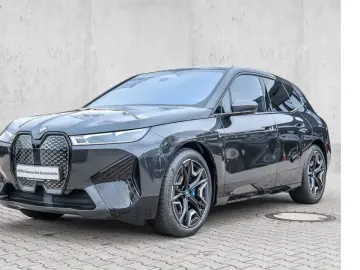 BMW iX M60 M Sport HUD PANO ACC AHK 360 KAM RFK LED