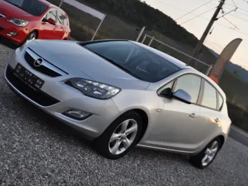 Opel Astra 1.7 Cdti (2011)