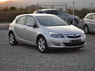 Opel Astra 1.7 Cdti (2011)