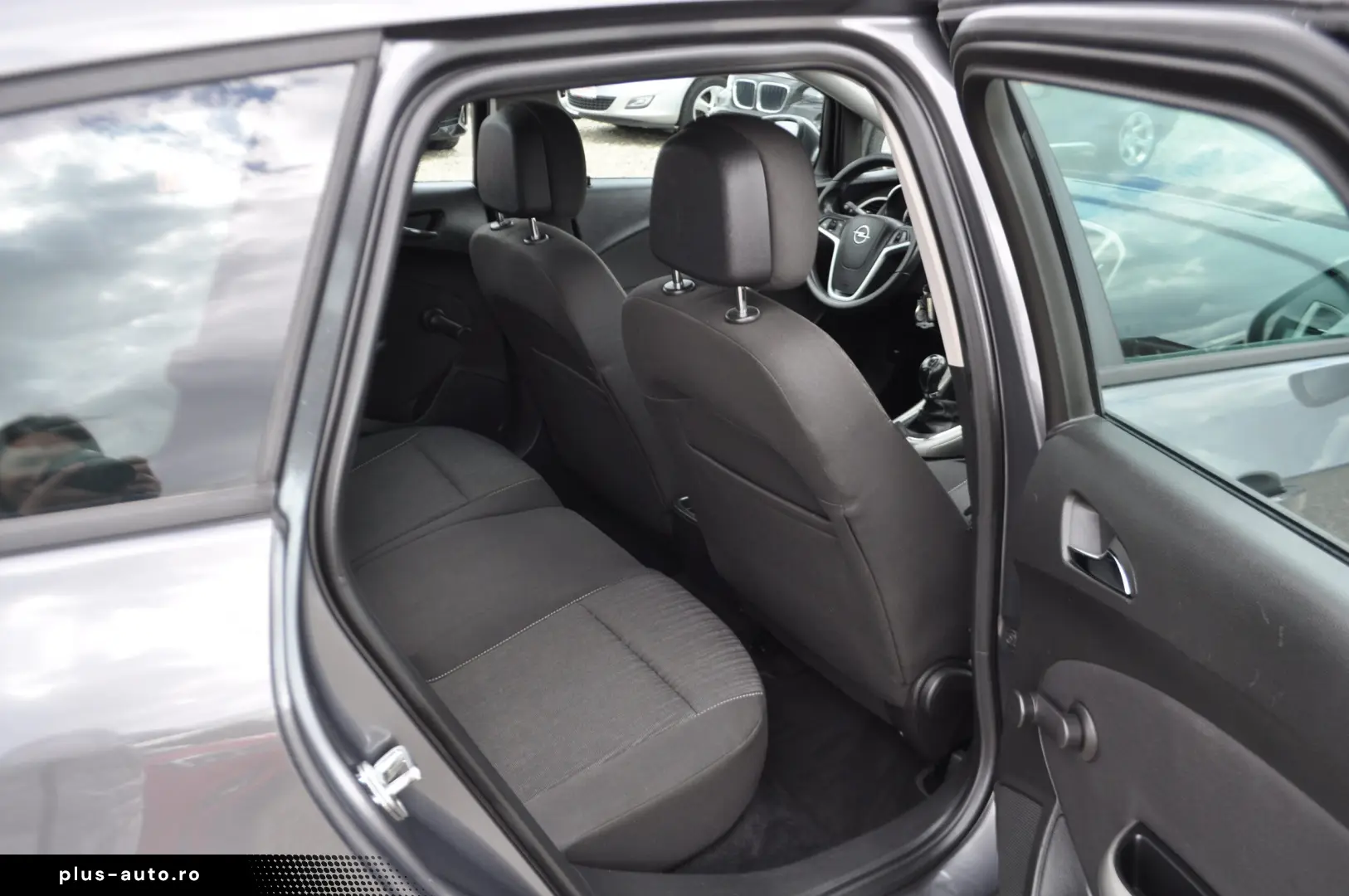 Opel Astra J 1.4i -Turbo (2011)