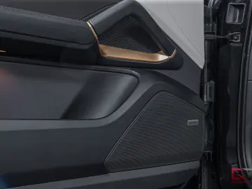 PORSCHE Cayenne E-Hyb Coupé 2025 Twotone 21  Neodyme HD