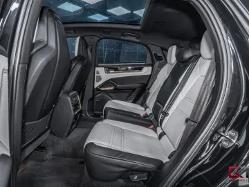 PORSCHE Cayenne E-Hyb Coupé 2025 Twotone 21  Neodyme HD