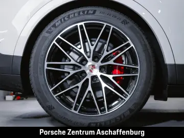 PORSCHE Cayenne S E-Hybrid Panroamadach Sport Chrono
