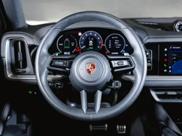 PORSCHE Cayenne S E-Hybrid Panroamadach Sport Chrono