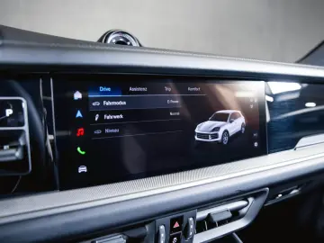 PORSCHE Cayenne S E-Hybrid Panroamadach Sport Chrono