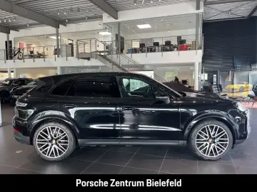PORSCHE Cayenne BOSE LED-Matrix Panoramadach Luftfederun