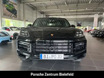 PORSCHE Cayenne BOSE LED-Matrix Panoramadach Luftfederun